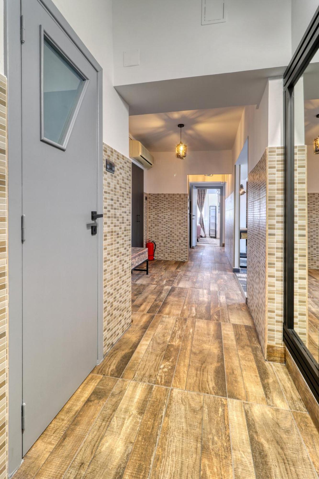 Rdi Elegance Apartment Downtown 부쿠레슈티 외부 사진